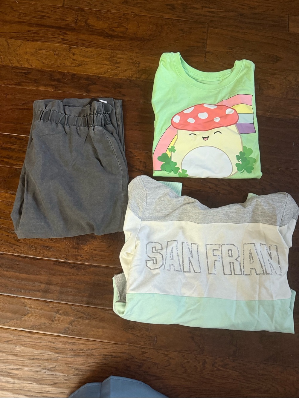 Girl cloth bundle size 10